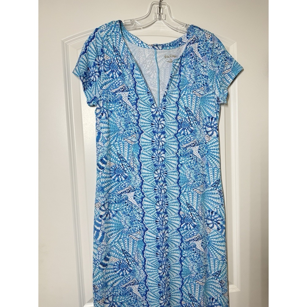 Lilly Pulitzer Solsana Maxi Dress Womens Medium Blue Shell Print UPF 50+ Knit - Picture 3 of 10